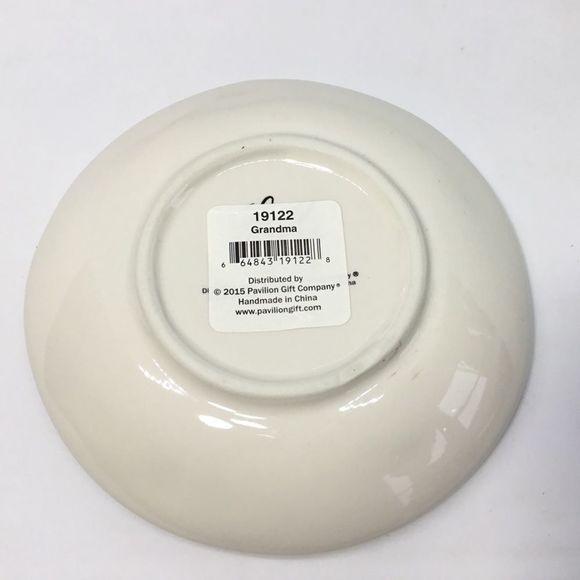 Pavilion Company Ivory LOVE YOU GRANDMA LETTERED Ceramic Keepsake 5” Dish NEW - Picture 3 of 7